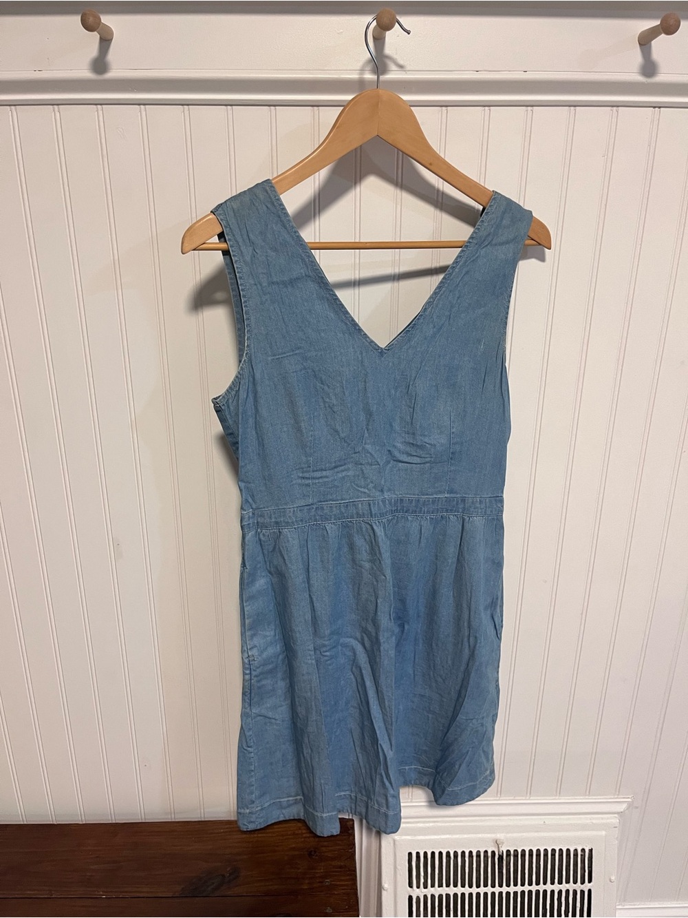 Levi's Light Blue Sleeveless V-Neck Mini Dress
